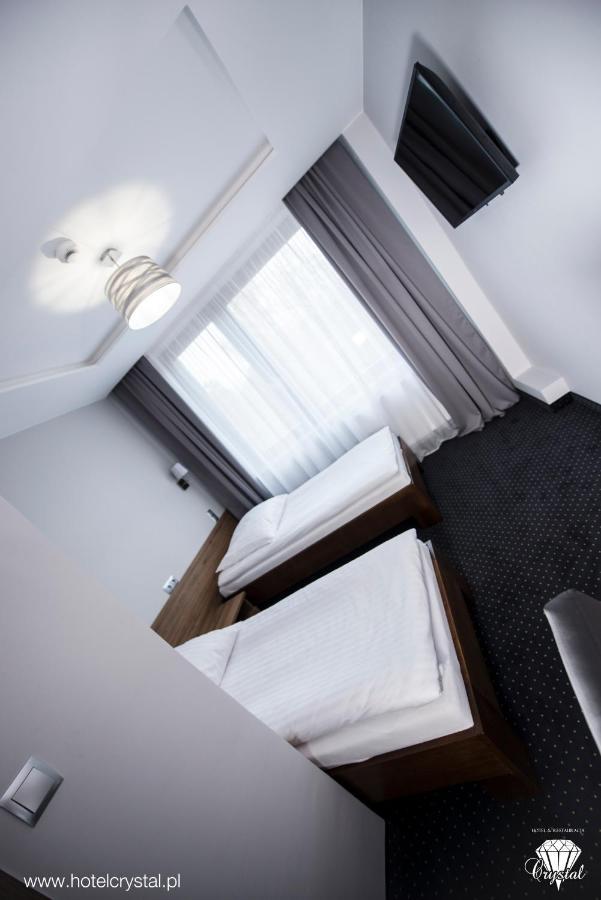Hotel Crystal Janikowo Esterno foto